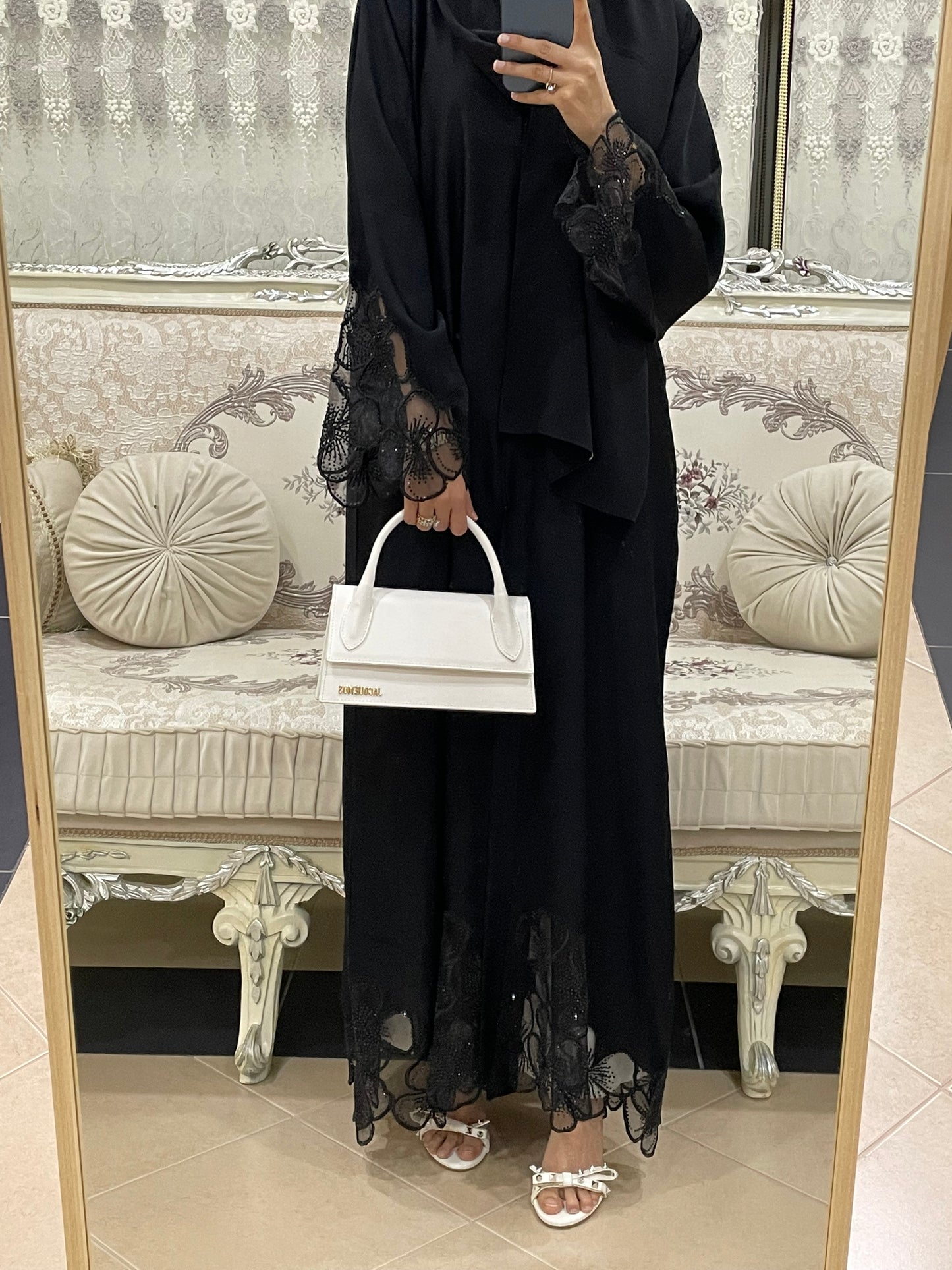 Ava Arva Dubai Abaya