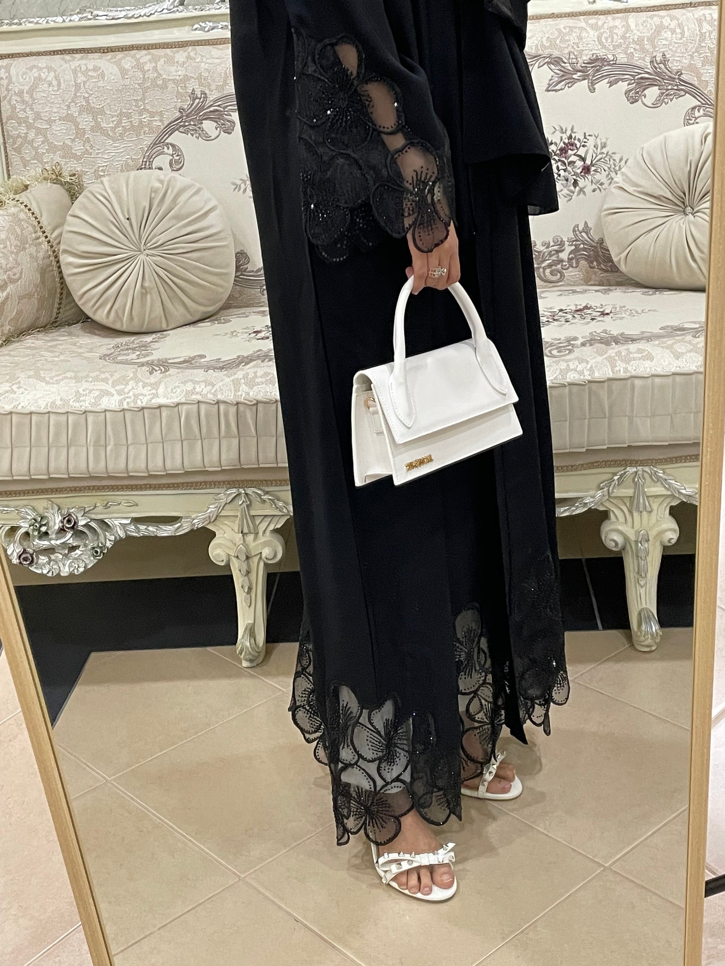 Ava Arva Dubai Abaya